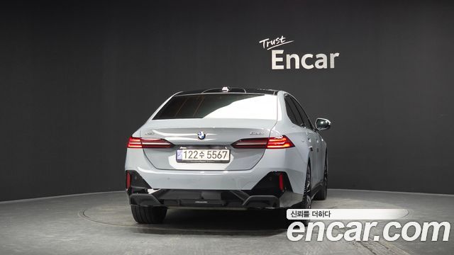 BMW 5-Series 2024 — photo 4