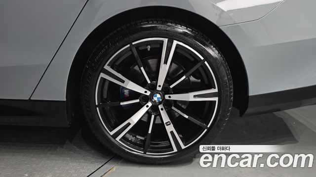 BMW 5-Series 2024 — photo 7