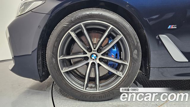 BMW 5-Series 2022 — photo 5