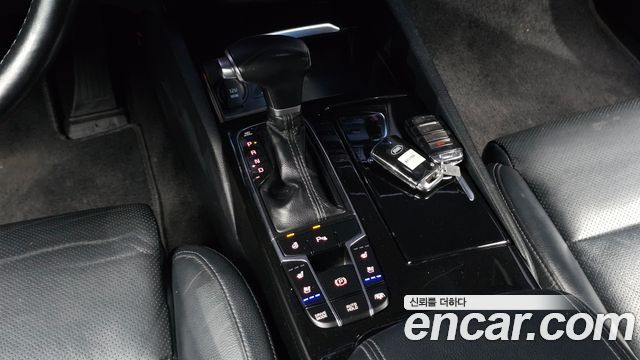 Kia K7 2016 — photo 9