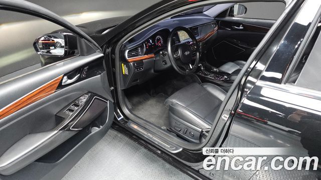 Kia K7 2016 — photo 10
