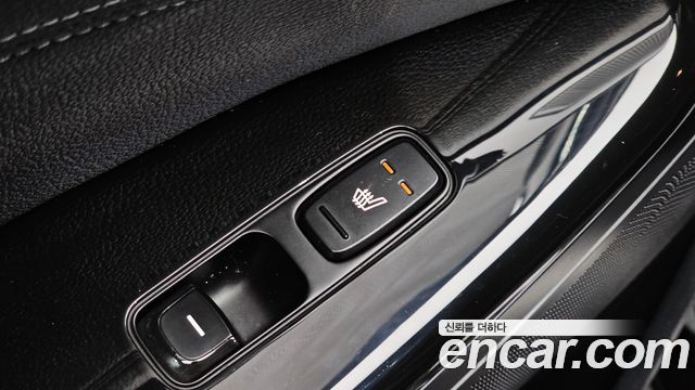 Kia K7 2016 — photo 19