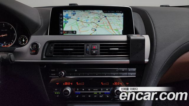 BMW 6-Series 2016 — photo 12