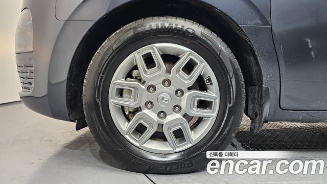 Hyundai Staria 2022 — photo 5