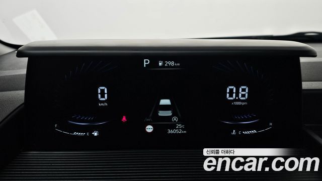 Hyundai Staria 2022 — photo 11
