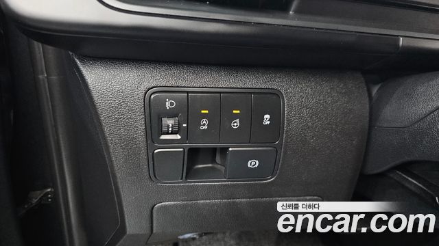 Hyundai Staria 2022 — photo 22