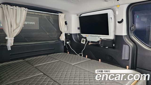 Hyundai Staria 2022 — photo 25
