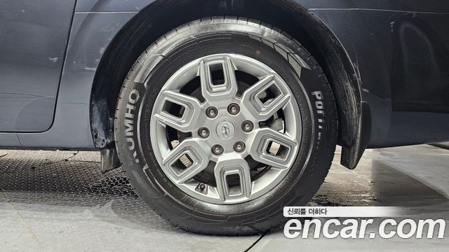 Hyundai Staria 2022 — photo 7