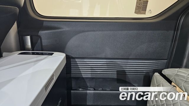 Hyundai Staria 2022 — photo 15