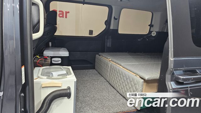 Hyundai Staria 2022 — photo 30