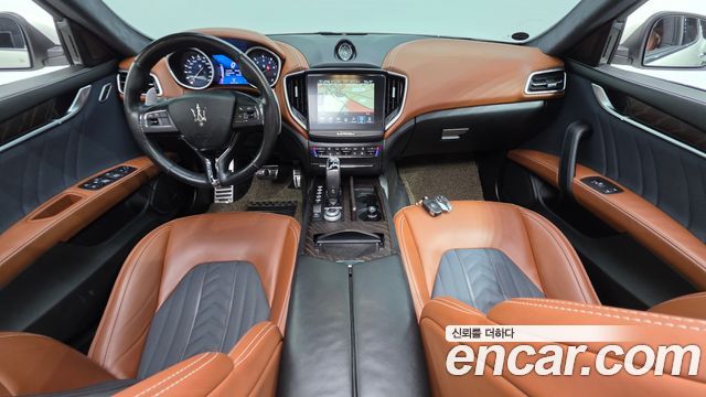 Maserati Ghibli 2020 — photo 10