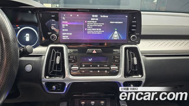 Kia Sorento 2021 — photo 13