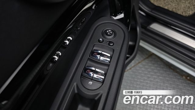 Mini Countryman 2023 — photo 17