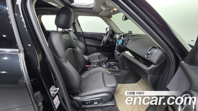 Mini Countryman 2023 — photo 16
