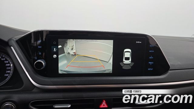 Hyundai Sonata 2022 — photo 21