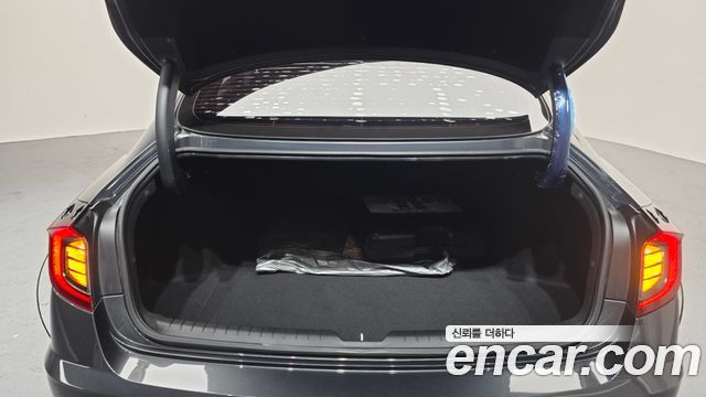 Hyundai Sonata 2022 — photo 24