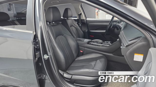 Hyundai Sonata 2022 — photo 16
