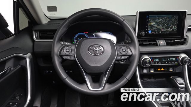 Toyota RAV4 2024 — photo 18