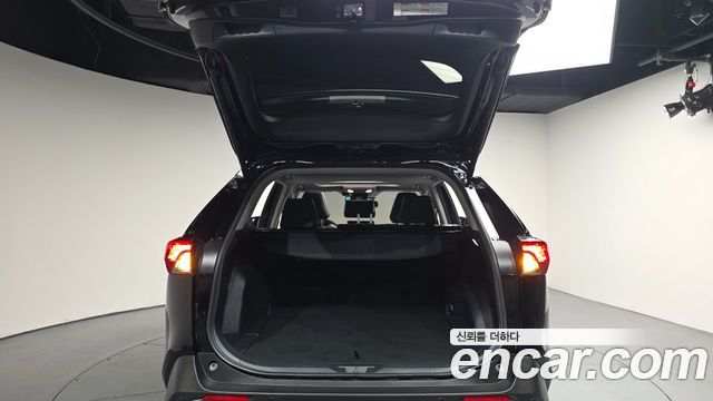 Toyota RAV4 2024 — photo 26