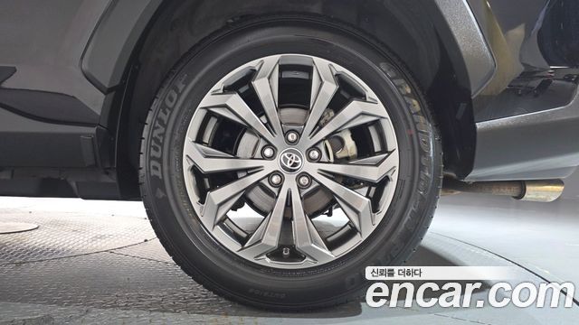 Toyota RAV4 2024 — photo 7