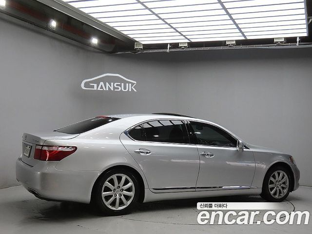 Lexus LS 2008 — photo 4