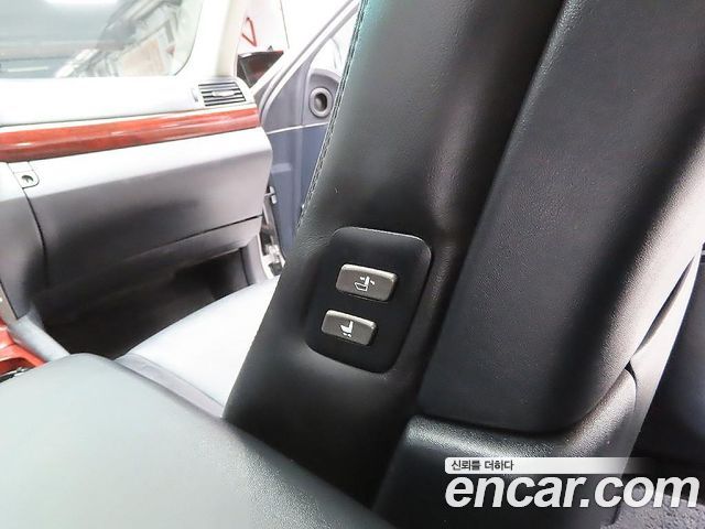 Lexus LS 2008 — photo 11