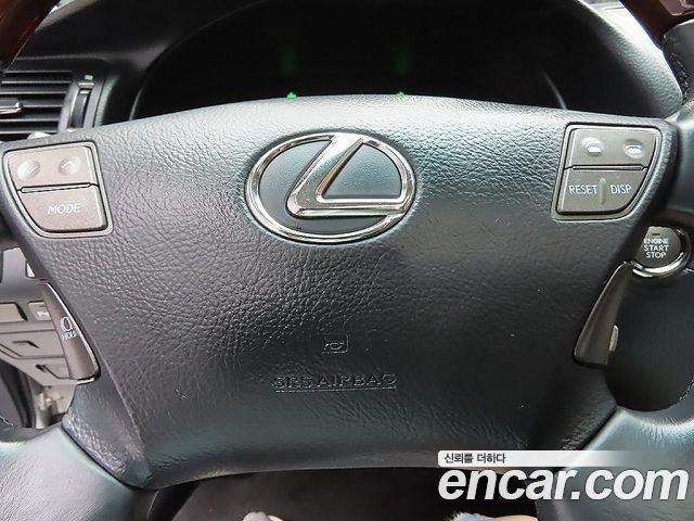 Lexus LS 2008 — photo 15
