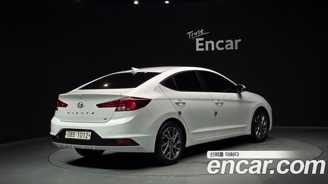 Hyundai AVANTE 2019 — photo 2