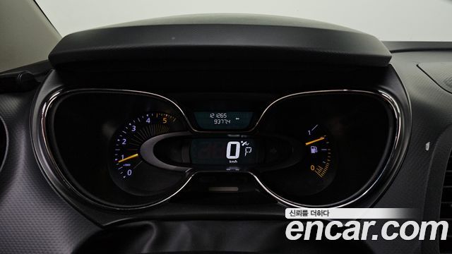 Renault Korea QM3 2014 — photo 8