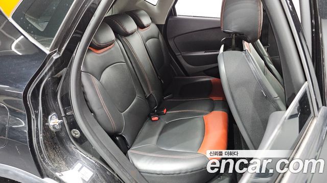 Renault Korea QM3 2014 — photo 11