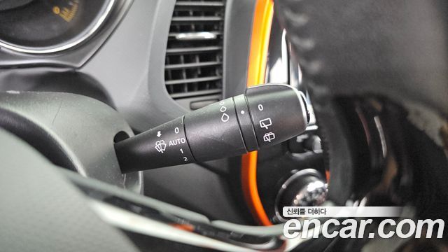 Renault Korea QM3 2014 — photo 17