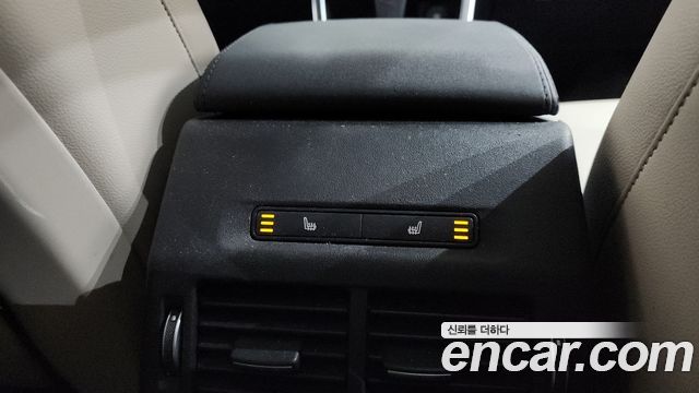 Land Rover Discovery Sport 2020 — photo 32