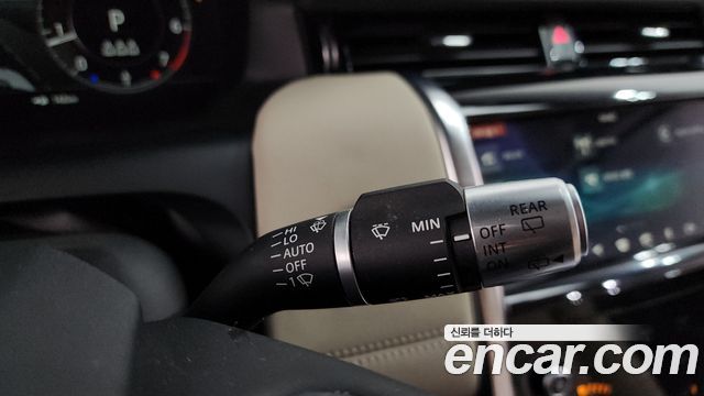Land Rover Discovery Sport 2020 — photo 36