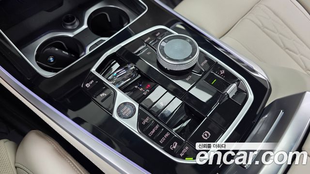 BMW X5 2025 — photo 9