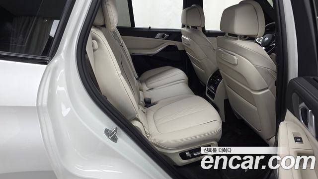 BMW X5 2025 — photo 12