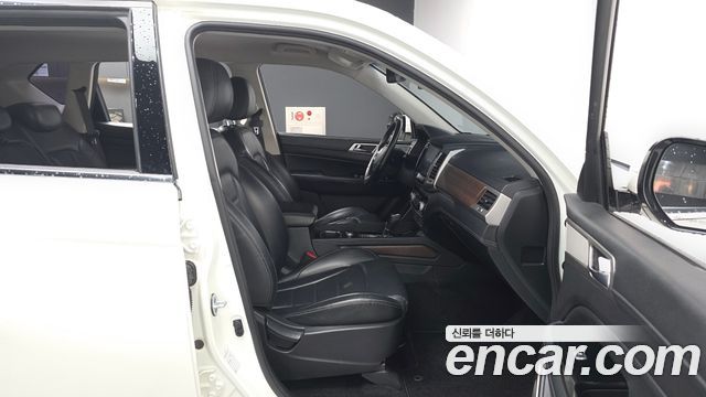 KG Mobility Rexton 2018 — photo 11