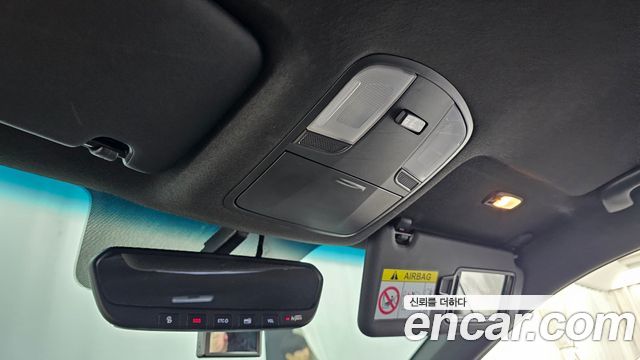 Hyundai Veloster 2021 — photo 24