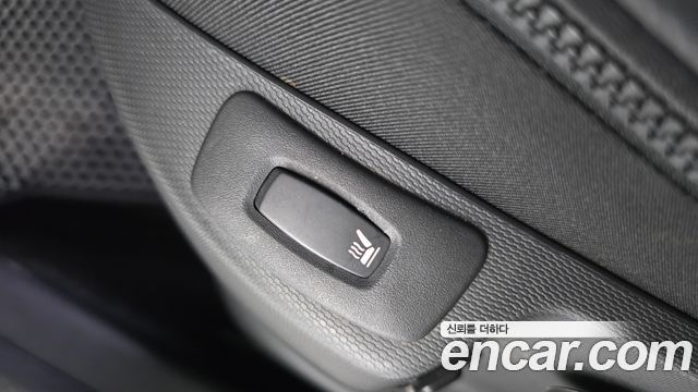 Renault Korea QM3 2016 — photo 13