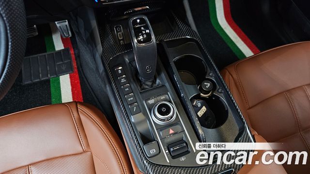 Maserati Levante 2022 — photo 9