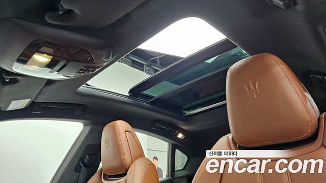 Maserati Levante 2022 — photo 19
