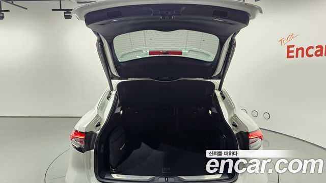 Maserati Levante 2022 — photo 20