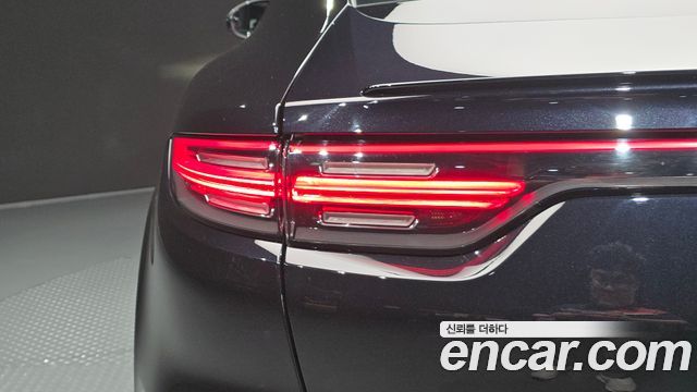 Porsche Cayenne 2022 — photo 9