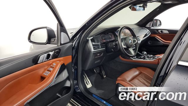 BMW X7 2022 — photo 13