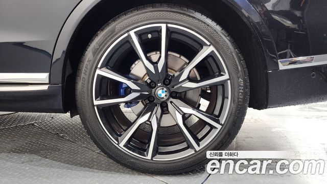 BMW X7 2022 — photo 7