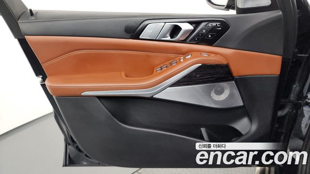 BMW X7 2022 — photo 14