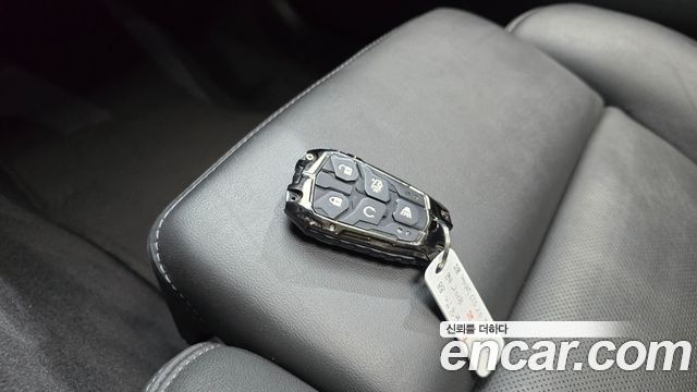 Cadillac CTS 2018 — photo 15