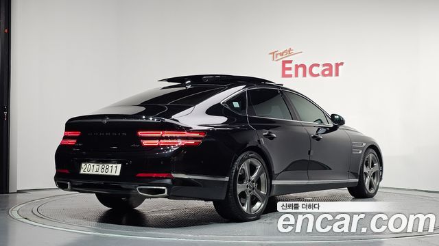Genesis G80 2022 — photo 2