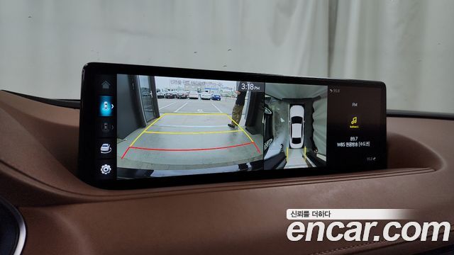 Genesis G80 2022 — photo 21