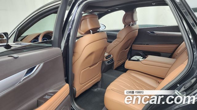 Genesis G80 2022 — photo 16