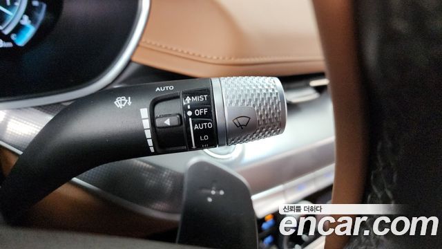 Genesis G80 2022 — photo 29
